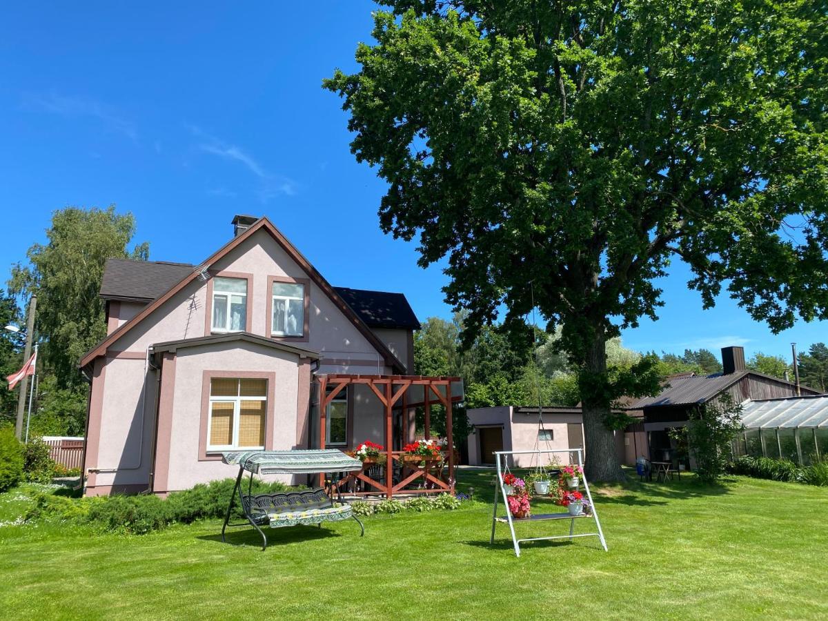 Kronenberga Street Guesthouse Jūrkalne 外观 照片